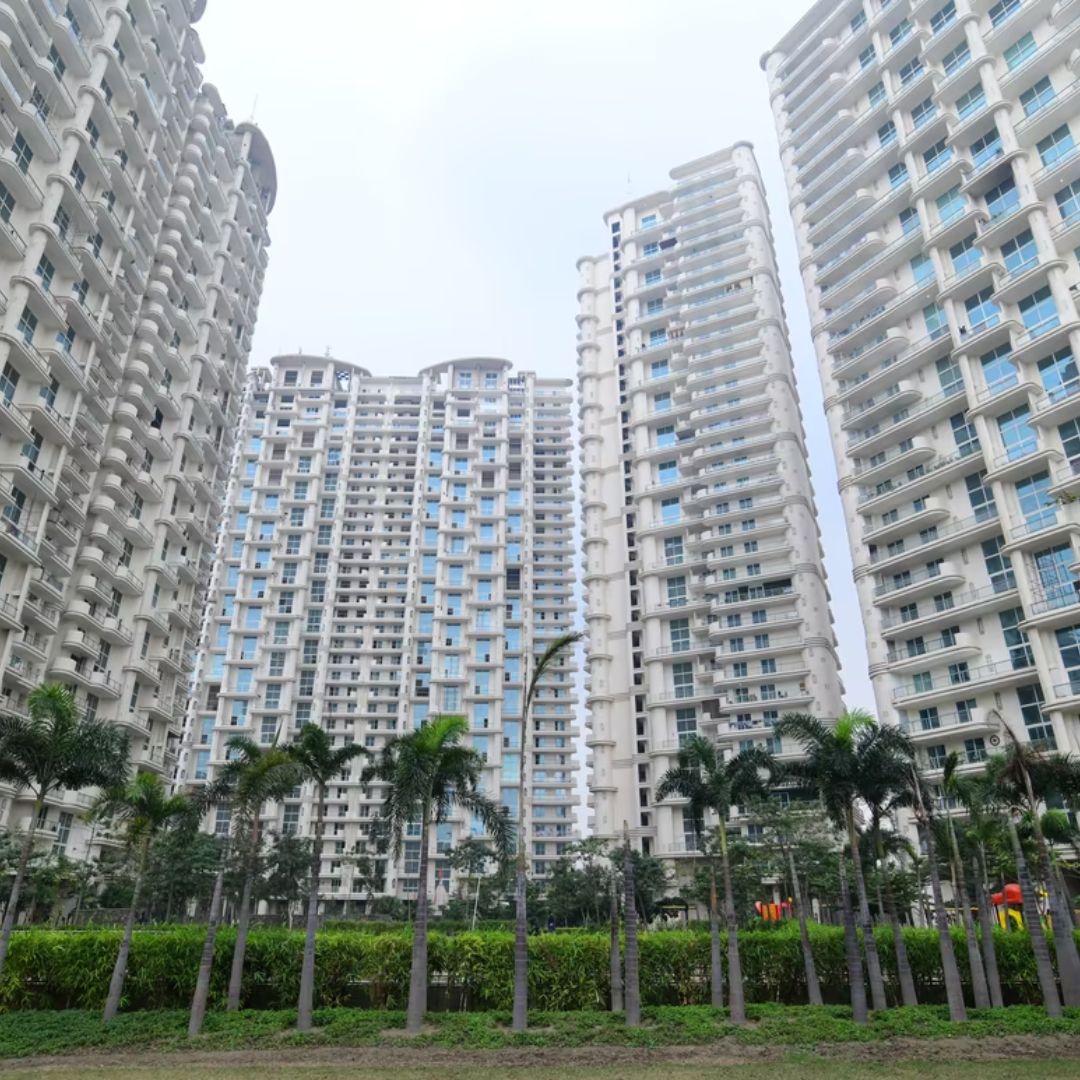 Mahagun Mezzaria — Sector 78, Noida | Luxury Residential Apartment
